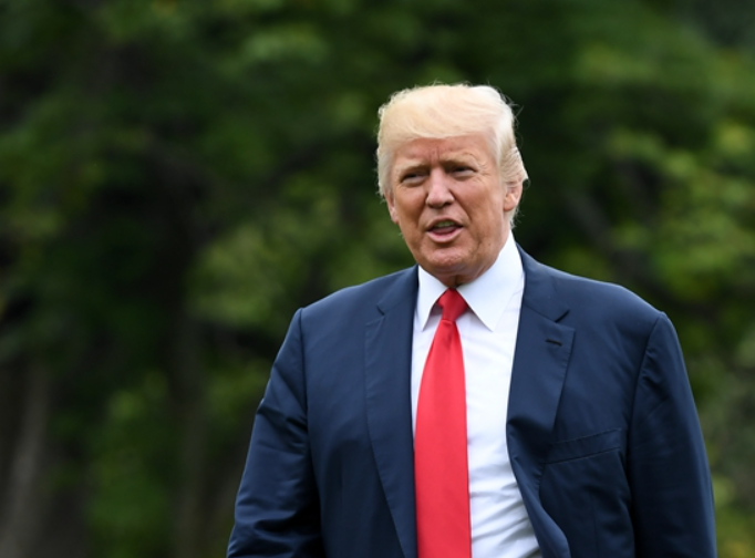 美乌代表周末谈判后 特朗普看好就乌克兰问题达