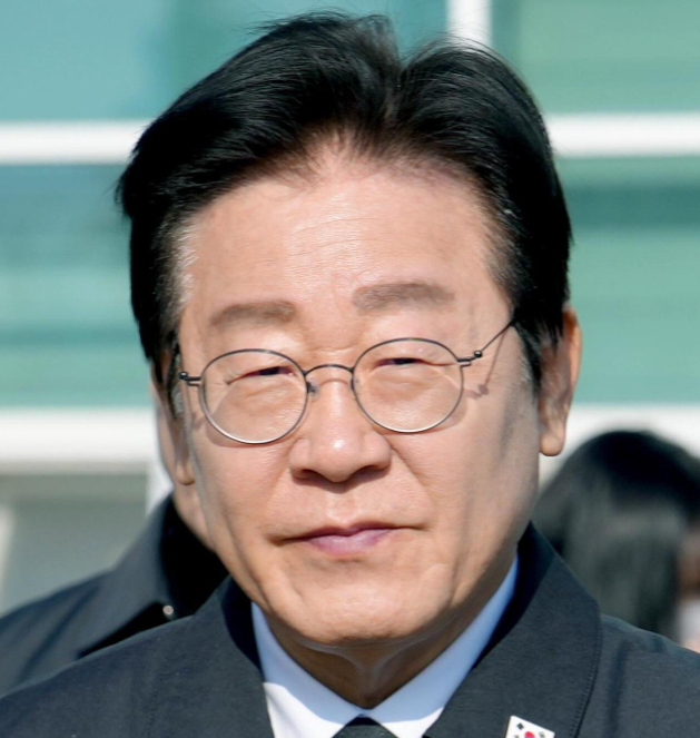 韩国总统李在明警告楼市泡沫破裂风险