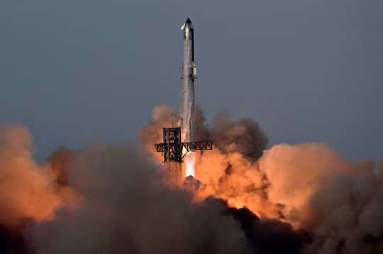 报道:SpaceX 启动华尔街投行竞标 为潜在IPO甄选承
